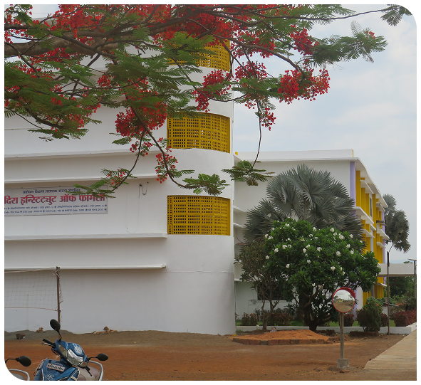 Indira Institute of Pharmacy campus building